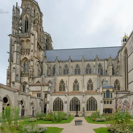 Agreable Et Moderne Centre