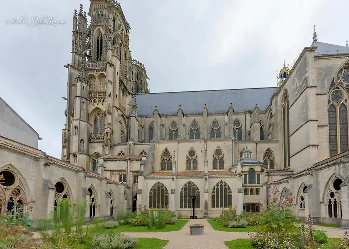 Agreable Et Moderne Centre