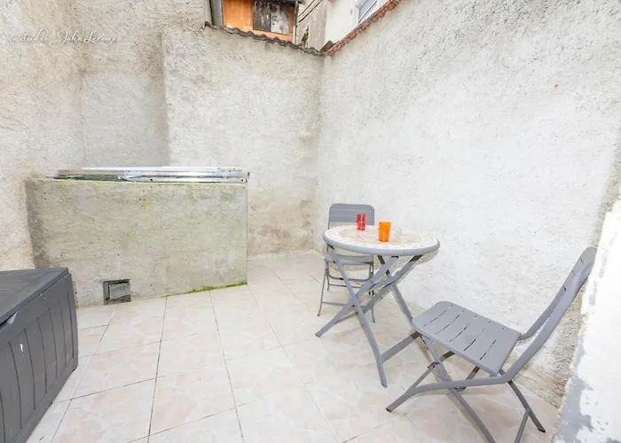 Agreable Et Moderne Centre Tulon